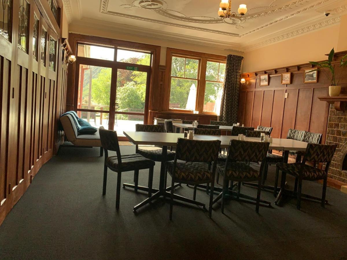 Beaumont Hotel And Holiday Park Lawrence Экстерьер фото